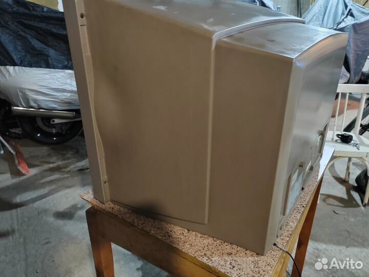 Телевизор б/у