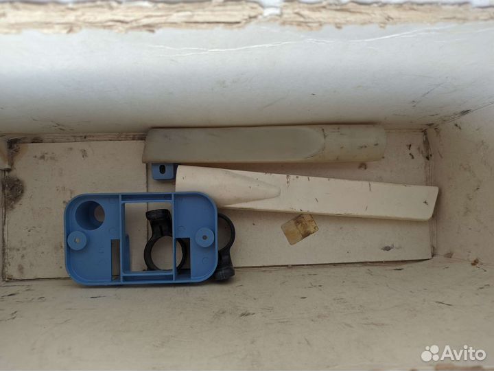 Пылесос ручной бытовой рабочий