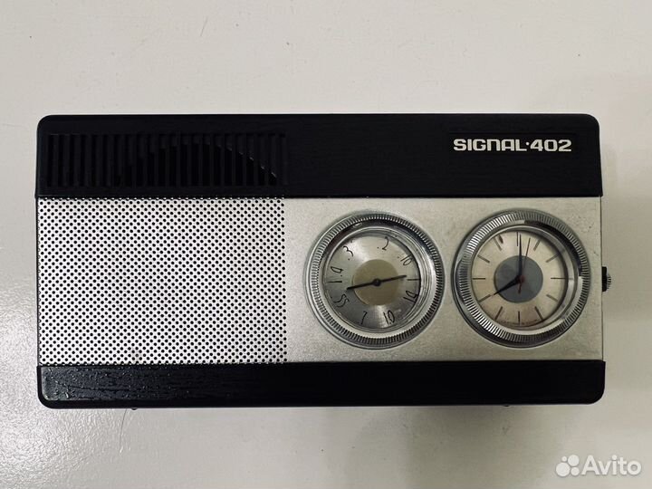 Радиоприемник СССР Signal 402