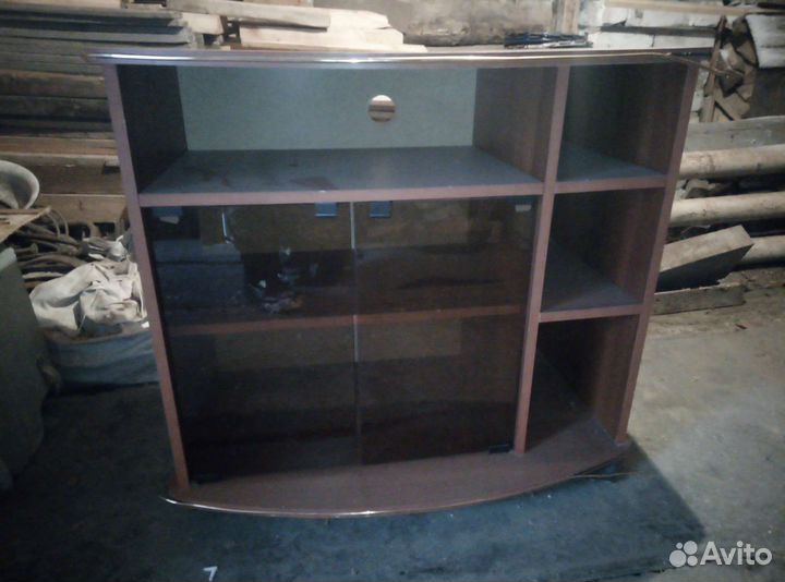 Тумба под телевизор