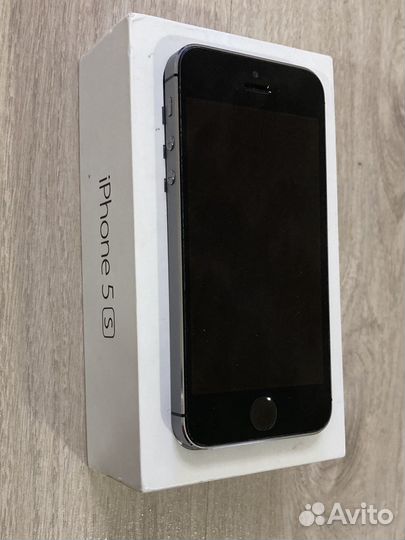 iPhone 5S, 16 ГБ
