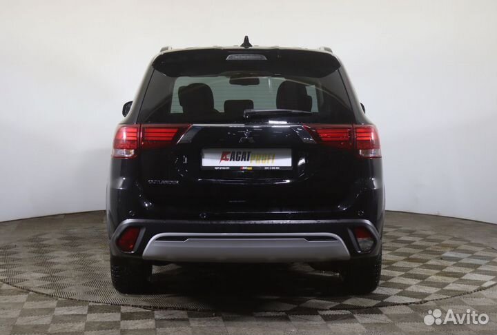 Mitsubishi Outlander 2.4 CVT, 2021, 54 594 км