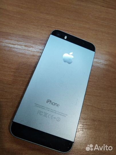 iPhone 5S, 32 ГБ