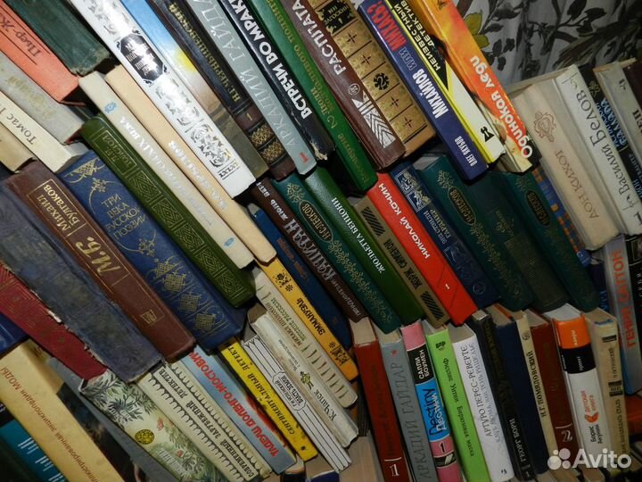 Учебники словари художественные книги