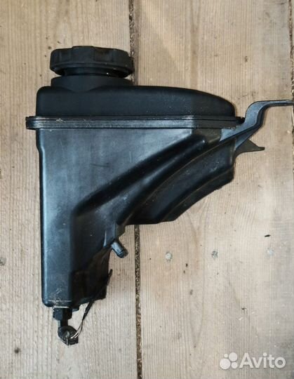 Расширительный бачок BMW 3 e90/91 дорест 2008