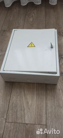 Шкаф электрический металлический