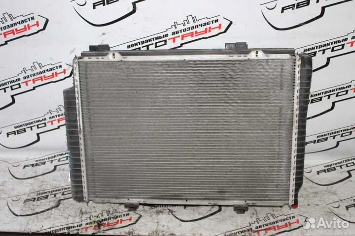 Радиатор двигателя mercedes. 112.910 112.915 112.9