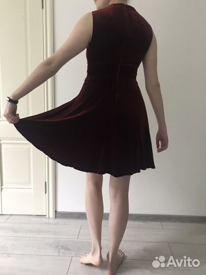 Платье бархатное красное Karen Millen