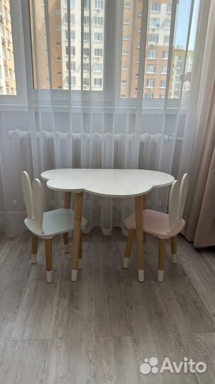Стол облачко и стульчики
