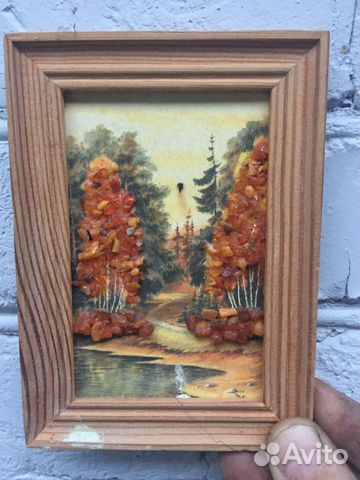 Картина из янтаря