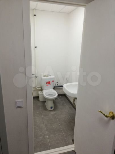 Свободного назначения, 100 м²