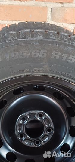 Kumho WinterCraft Ice Wi51 195/65 R15