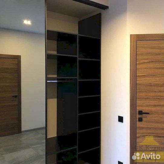 Шкаф в прихожую