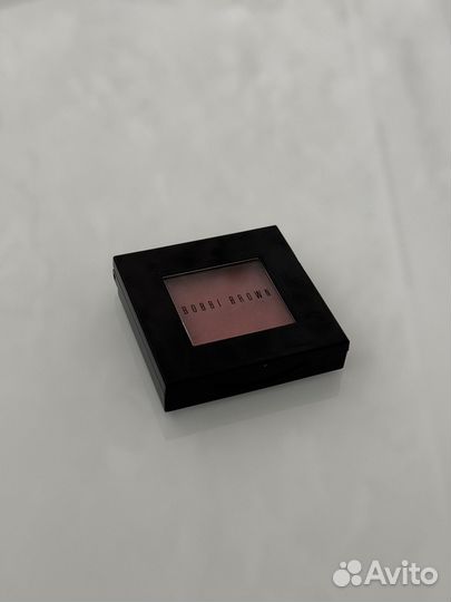 Румяна Bobbi Brown Tawny 2