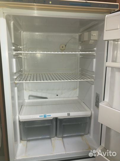 Холодильник б/у stinol