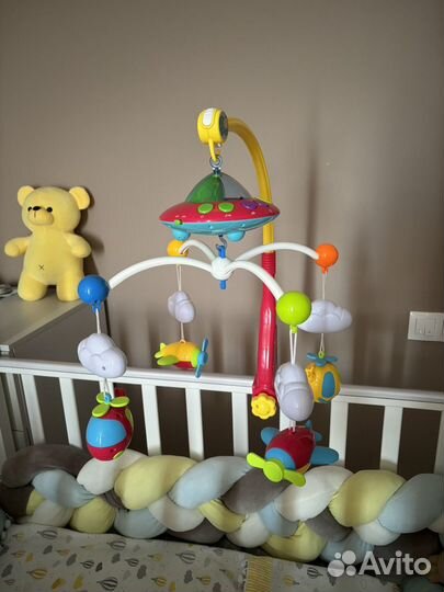 Детский музыкальный мобиль