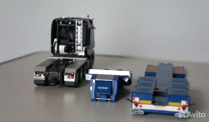 1/50 тягач Mercedes 8х трал Nooteboom низкорамник