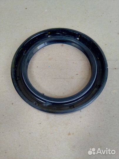 Сальник задней ступицы Газ 65х90х10, Уралэластомер
