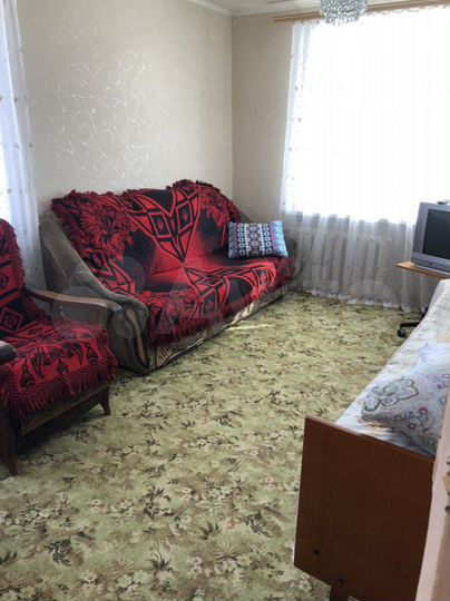 2-к. квартира, 46 м², 3/3 эт.
