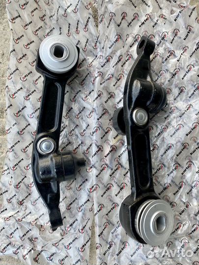 Задние нижние рычаги w220 новые