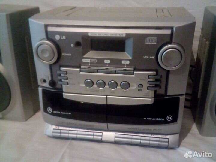 Музыкальный центр LG