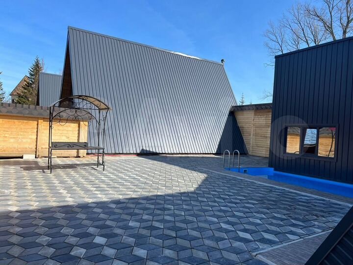 Дом 95 м² на участке 5 сот.