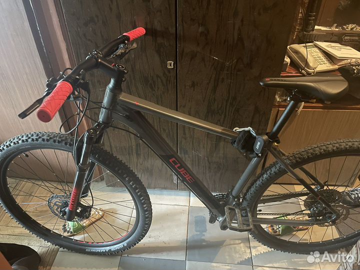 Велосипед хардтейл Cube Attention 29 (2021)