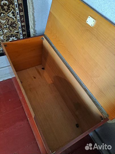 Сундук деревянный старинный