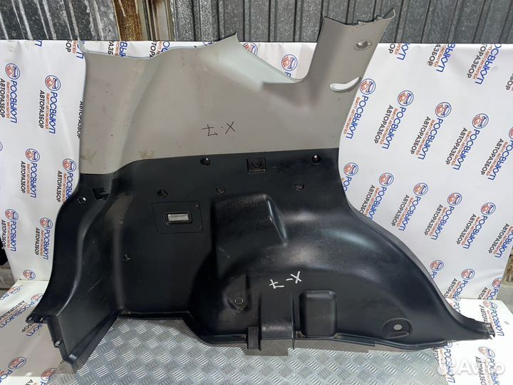 Обшивка багажника Geely Emgrand X7