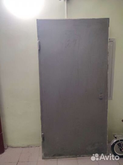 Дверь металлическая