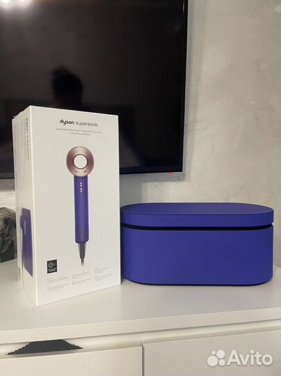 Фен Dyson оригинал полный комплект