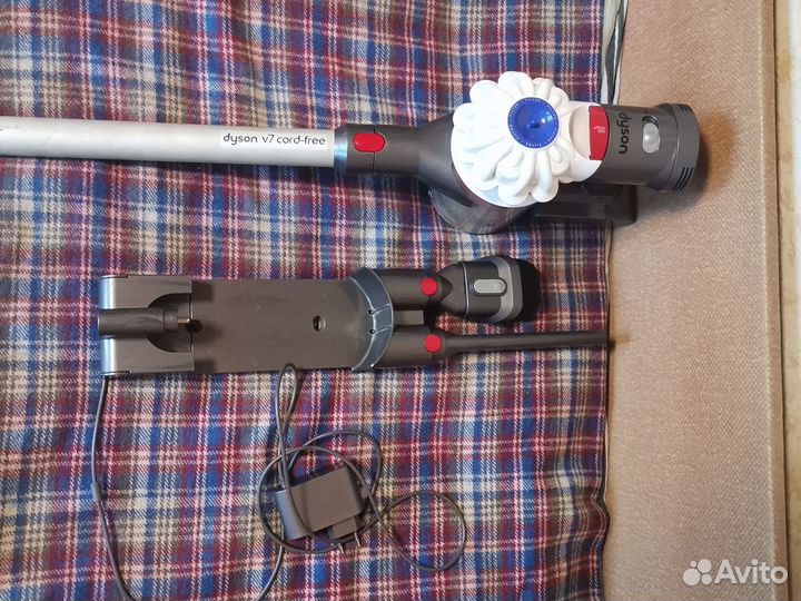 Пылесос dyson v7