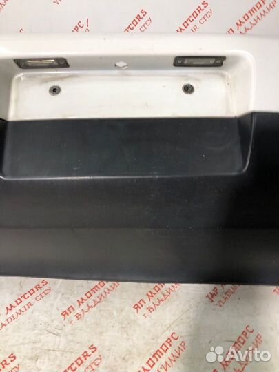 Бампер задний Volkswagen Golf 5 BVY 2006