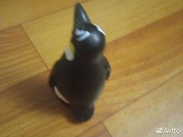 Игрушка пингвин