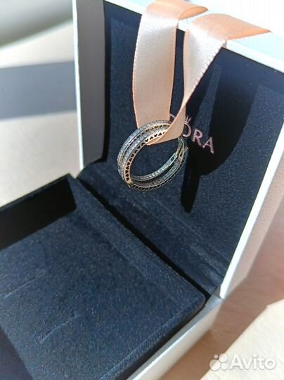 Серьги Pandora