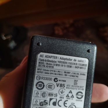 Блок питания для ноутбуков/нетбуков Samsung