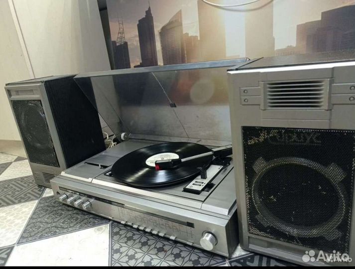 Проигрывать винила Радиола Сириус-316-Пано