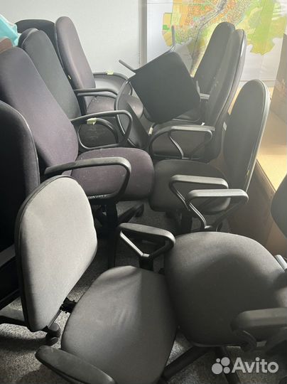 Офисная мебель, кресла, столы, шкафы