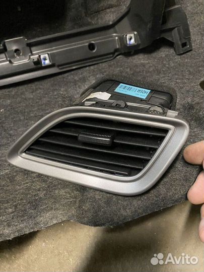 Дефлектор воздушный Hyundai Solaris 1.6 AT 2020—Н