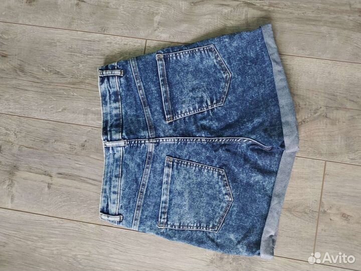 Джинсовые шорты