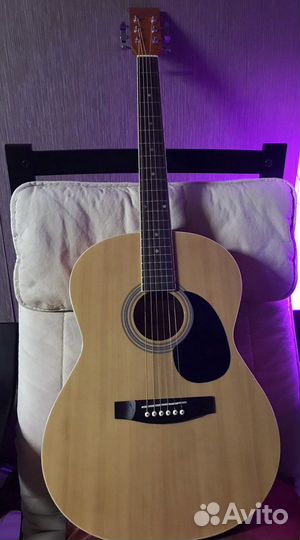 Акустическая гитара