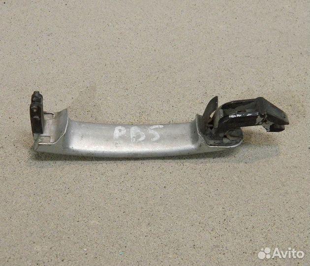 Ручка задней двери наружная VW Passat B5