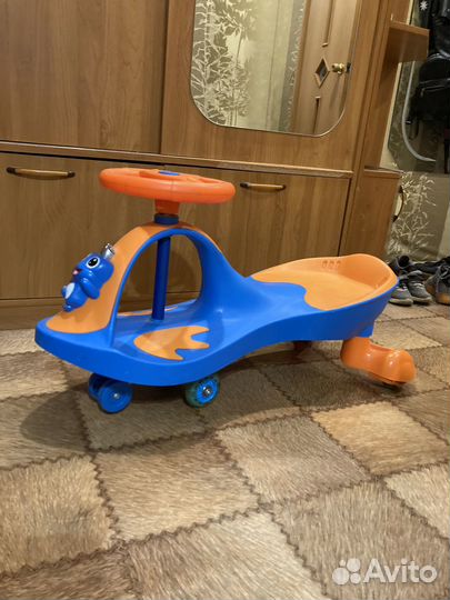Машинка детская