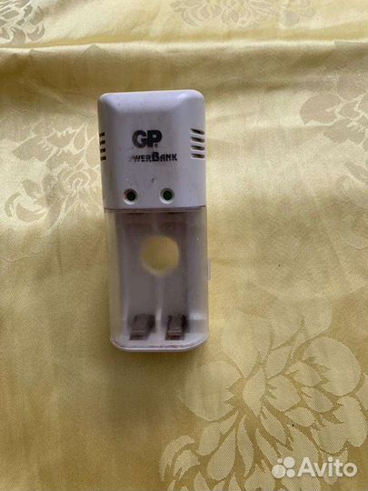 Зарядное устройство GP
