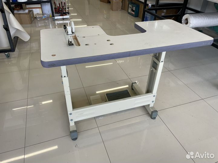 Стол Aurora для рукавной швейной машинки