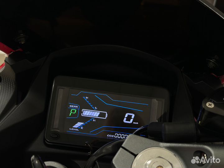 Электромотоцикл BMW RR