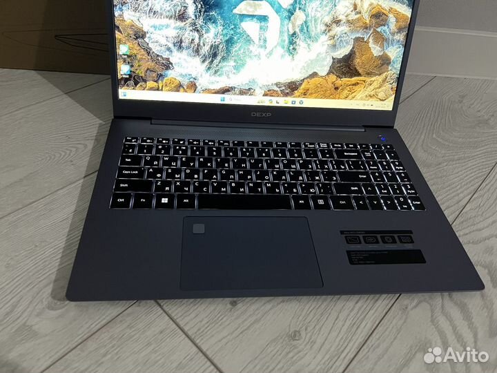 Новый. Core i3-12Gen. IPS. 8GB. SSD-512GB