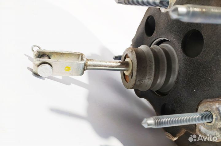 Вакуумник на Nissan Tiida C11