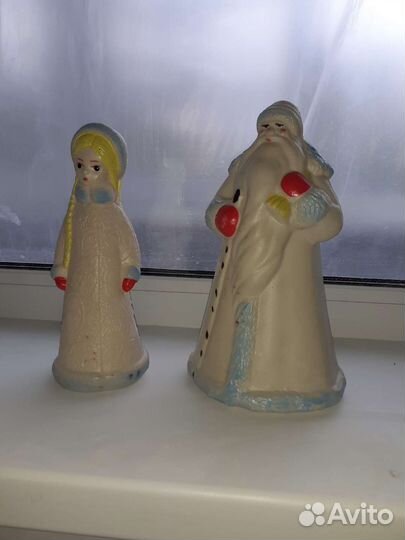 Статуэтка дед мороз и снегурочка