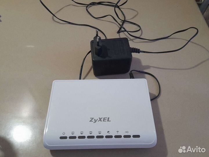 Роутер zyxel